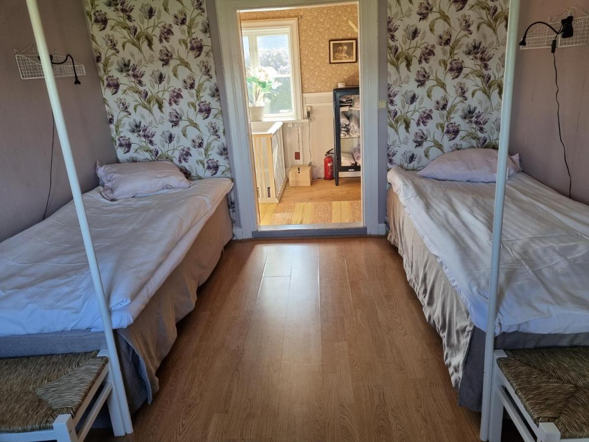 Skoelvs Gard Guest House Glanshammar ภายนอก รูปภาพ