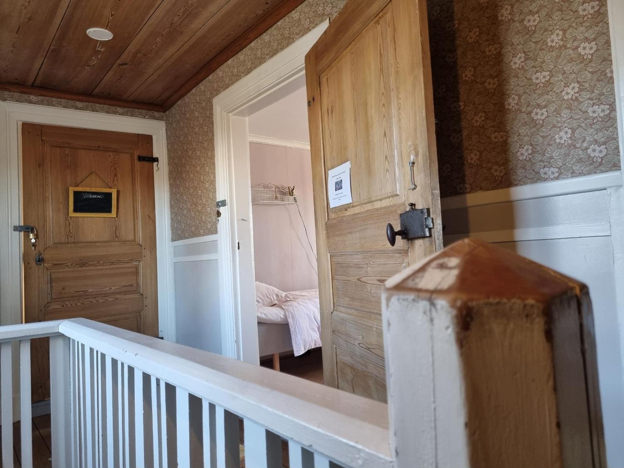 Skoelvs Gard Guest House Glanshammar ภายนอก รูปภาพ
