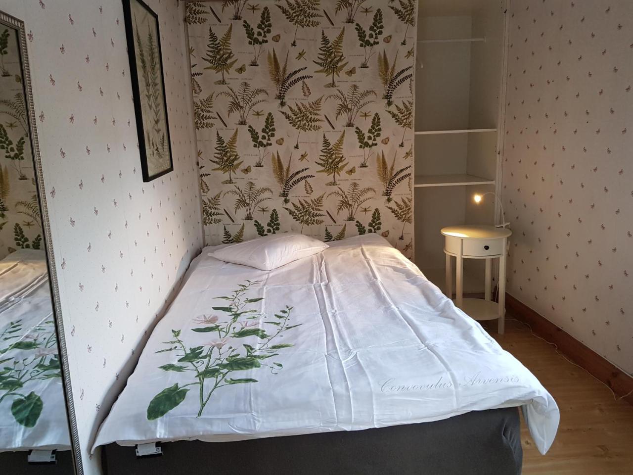 Skoelvs Gard Guest House Glanshammar ภายนอก รูปภาพ